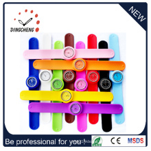 Promotion Gift Colorful Silicone Snap on Watch (DC-098)